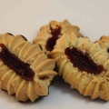 Biscuits with marmalade